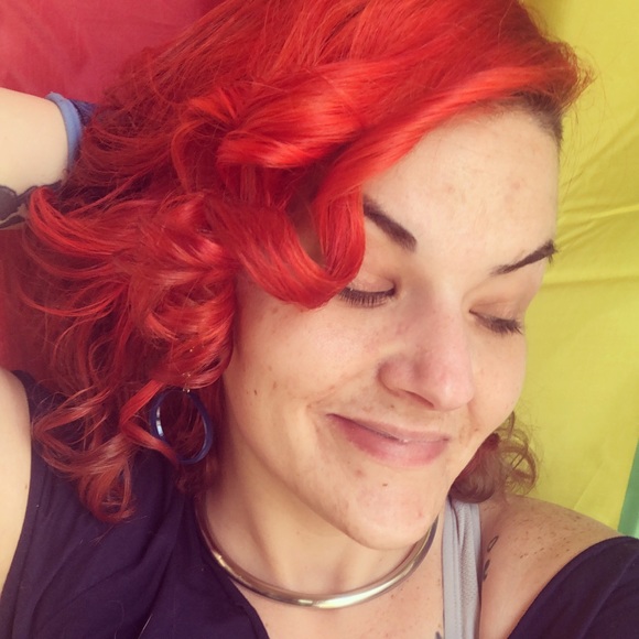 Posher, Maggie Liz! - Picture 5 of 8